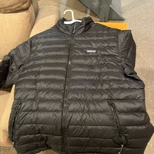 Patagonia Men’s Down Jacket Size XL